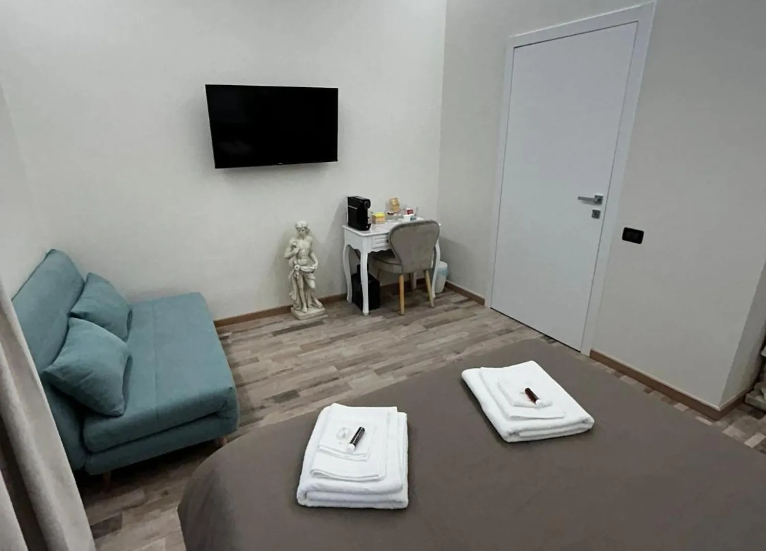 Guest house Le Colonne Di San Luca Affittacamere Genoa Italy