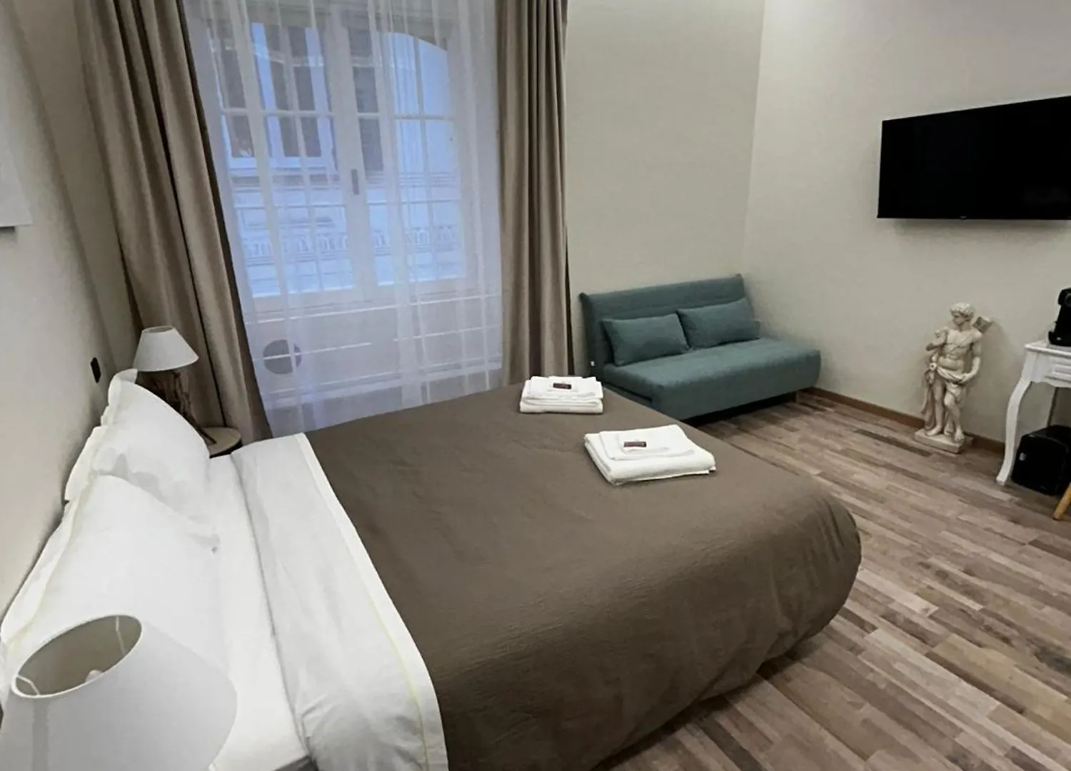 Guest house Le Colonne Di San Luca Affittacamere Genoa Italy