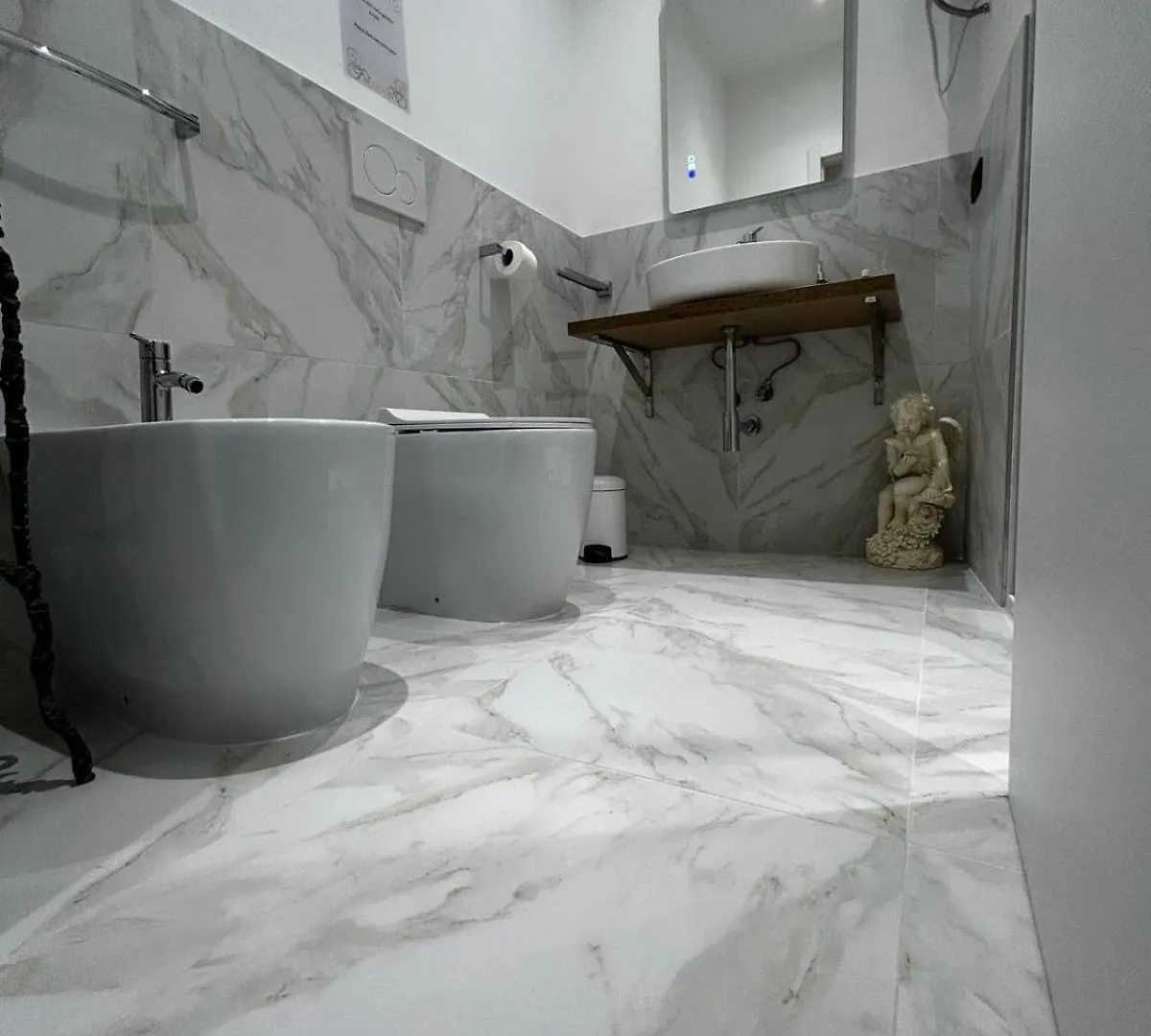 Guest house Le Colonne Di San Luca Affittacamere Genoa Italy